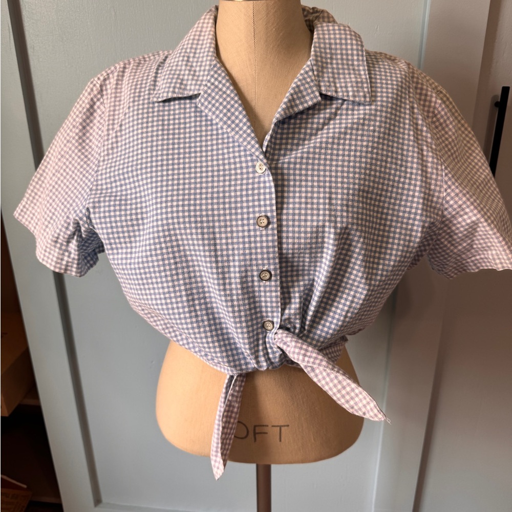 Classic Blue Vintage Gingham Button-Down Shirt